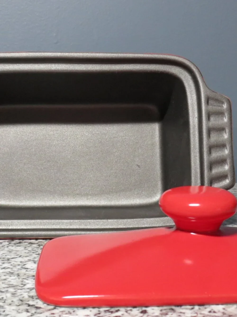 New Crock-Pot Red 2pc. Denhoff Non-Stick Stoneware Casserole Dish With Lid
